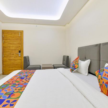 Fabhotel Synergy Stays อินดอร์ ภายนอก รูปภาพ
