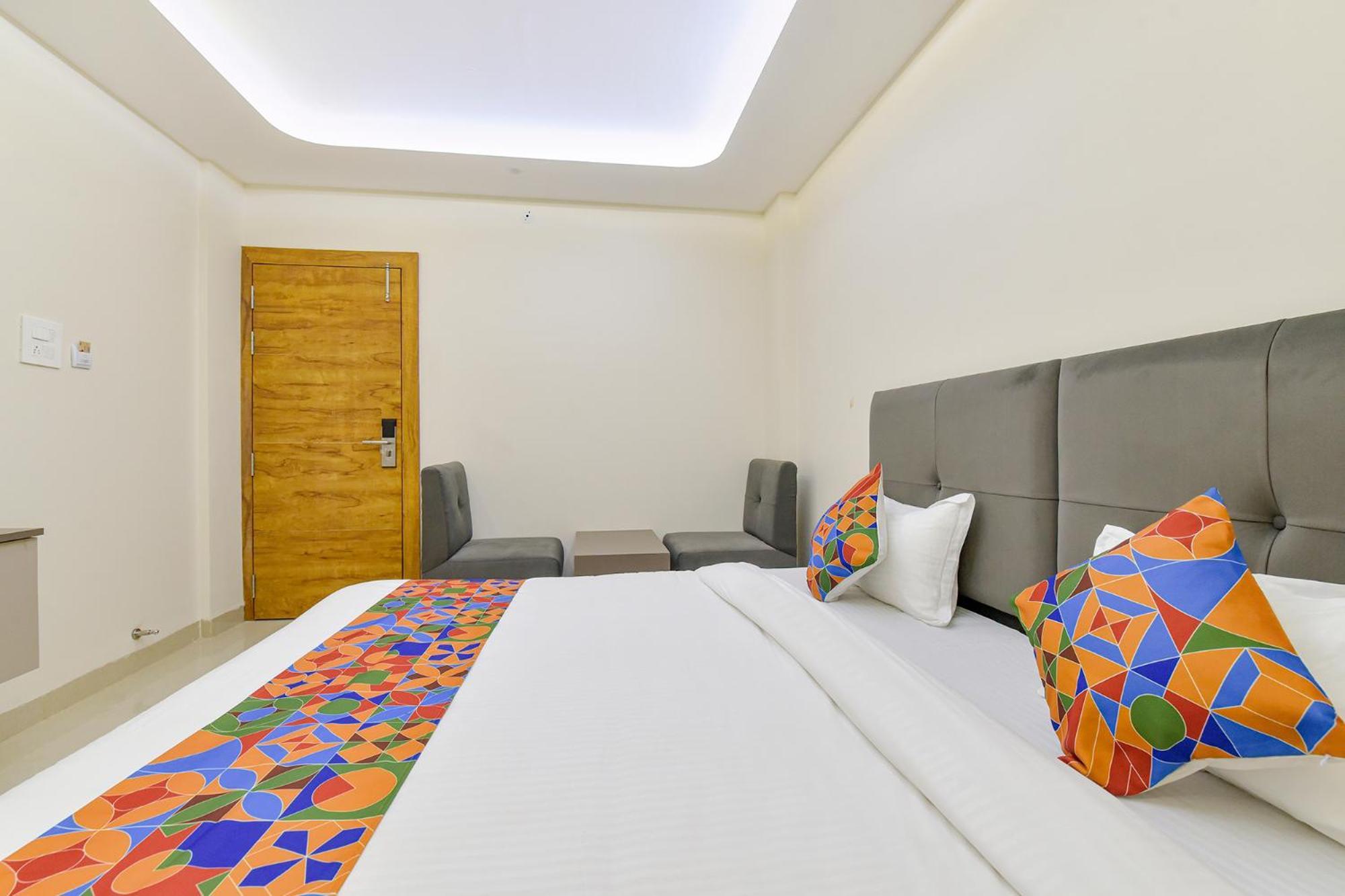 Fabhotel Synergy Stays อินดอร์ ภายนอก รูปภาพ