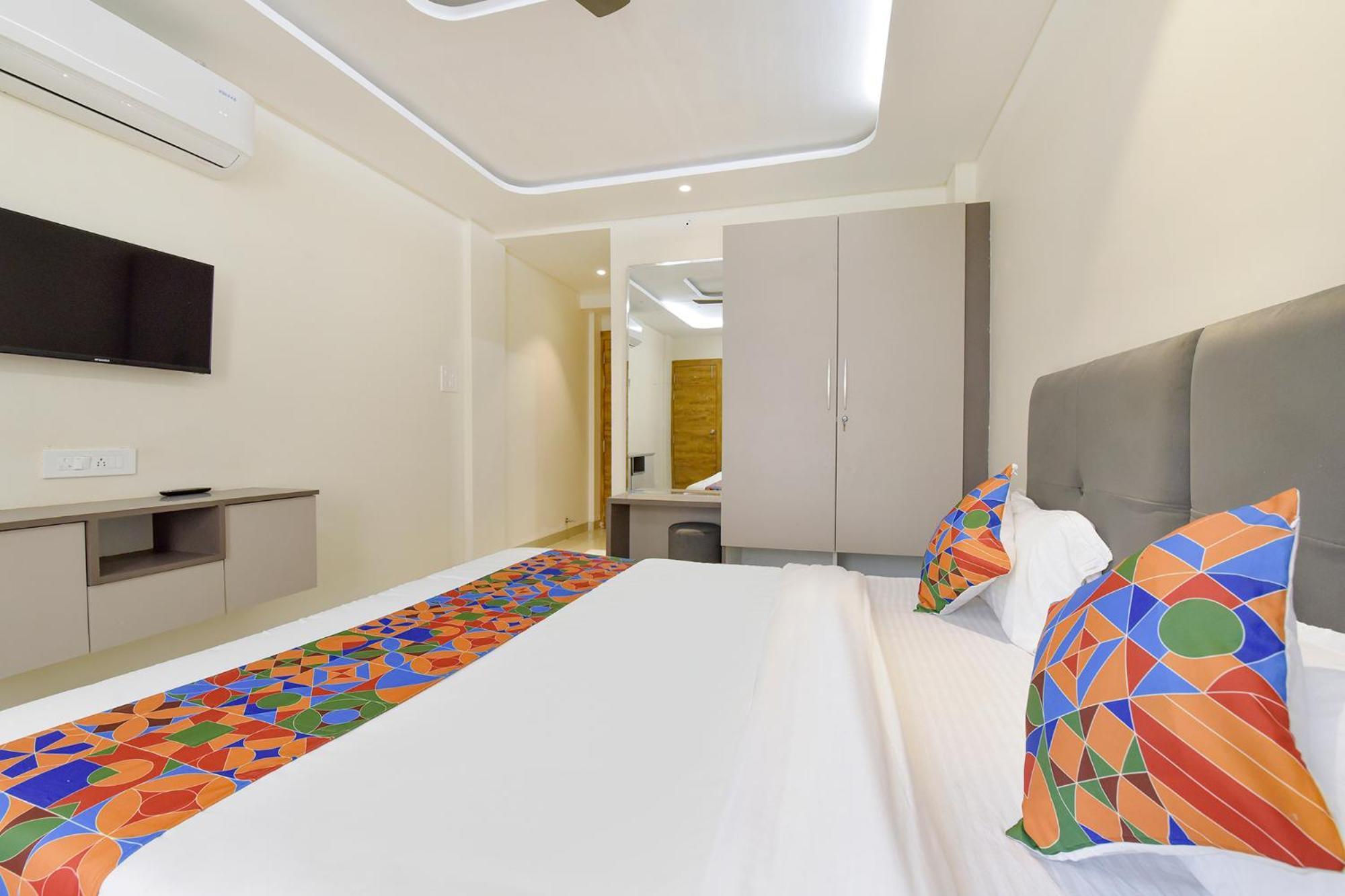 Fabhotel Synergy Stays อินดอร์ ภายนอก รูปภาพ