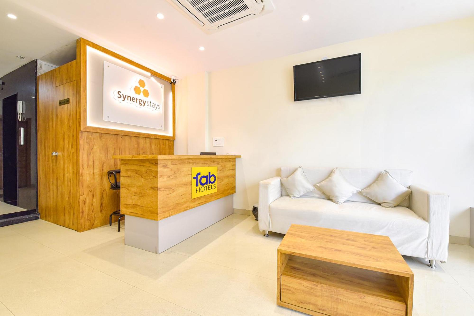 Fabhotel Synergy Stays อินดอร์ ภายนอก รูปภาพ