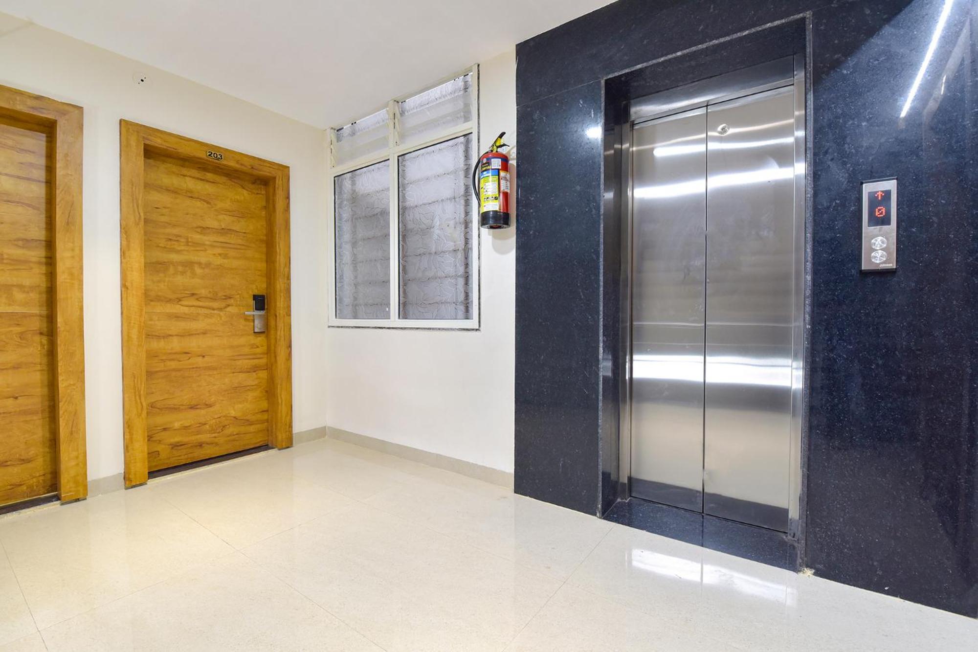 Fabhotel Synergy Stays อินดอร์ ภายนอก รูปภาพ